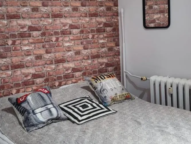 Apartament Lubin Apartman *